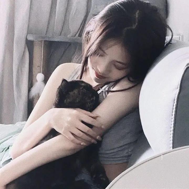 小资女夯什么